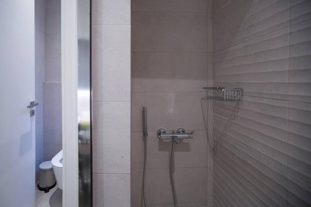City Center Modern Renovated Apartment Афины Экстерьер фото