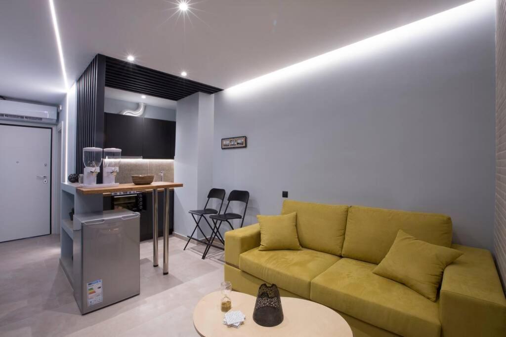 City Center Modern Renovated Apartment Афины Экстерьер фото
